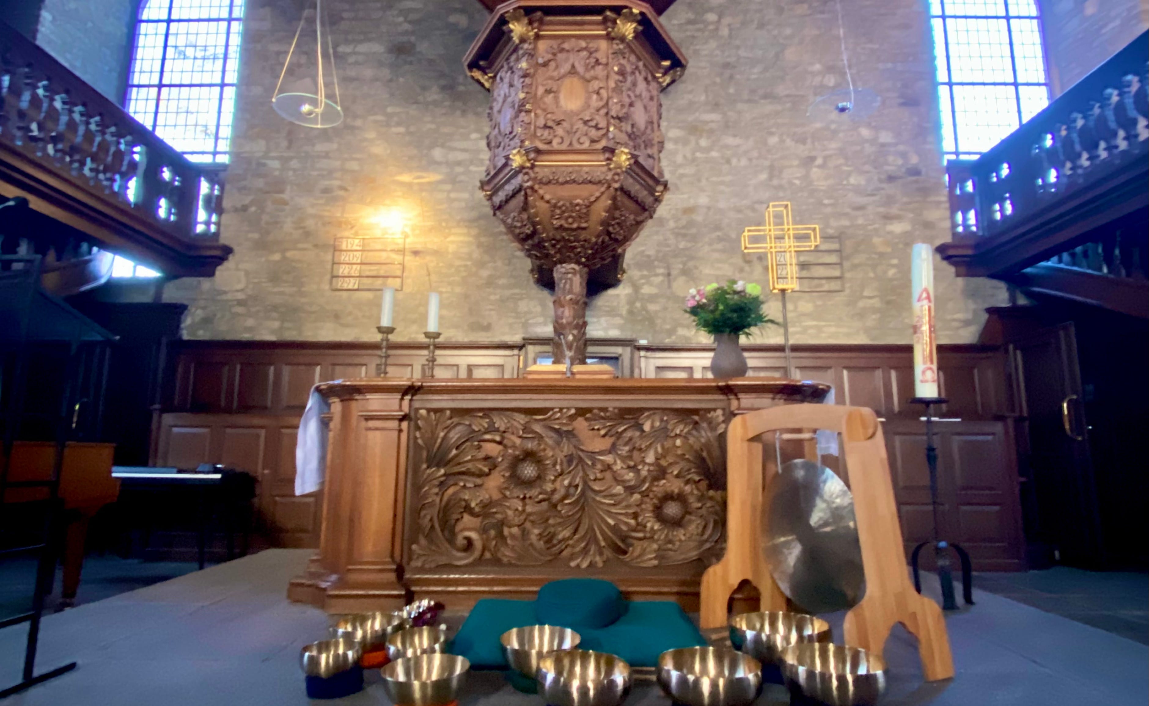 Bild Klangschalen in der Marktkirche Essen-Kettwig
